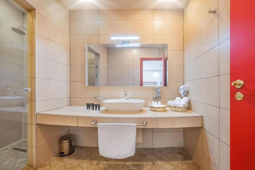 Denis Hotel Tbilisi - Luxury Triple Room