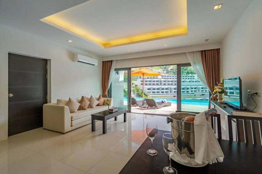 Patong Bay Hill - One Bedroom Suite Pool Access Seaview