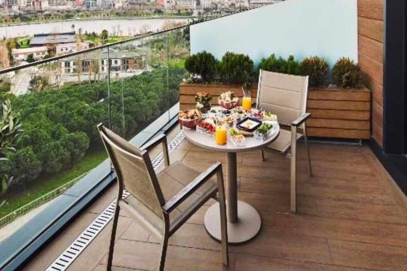 Movenpick Istanbul Hotel Golden Horn Istanbul - Premium King Room with Sea View