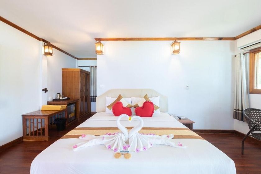 Phi Phi The Beach Resort Phuket - Superior Villa with Partial Sea View-Free Transfer to Tonsai Pier