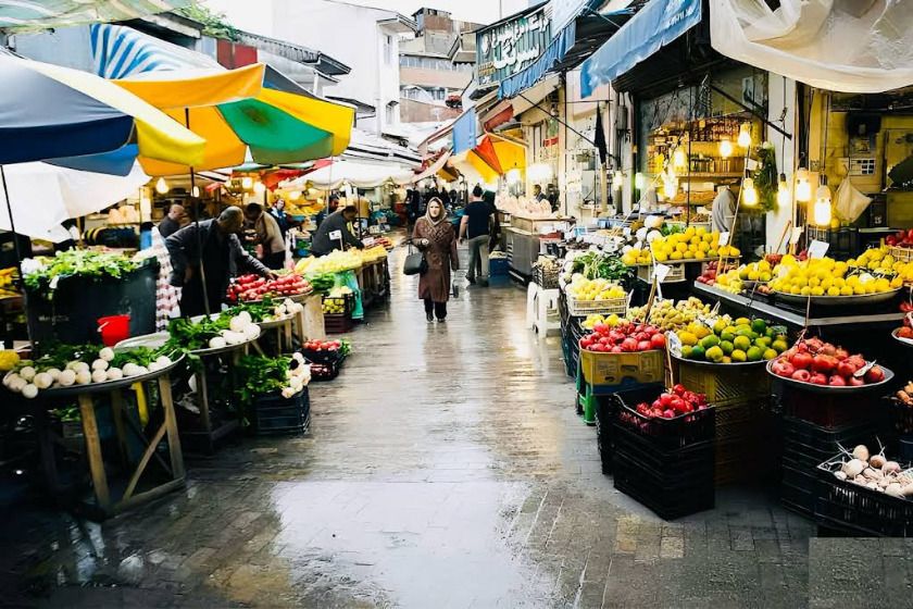 بازار رشت؛ از جذاب ترین دیدنی های مرکز استان گیلان