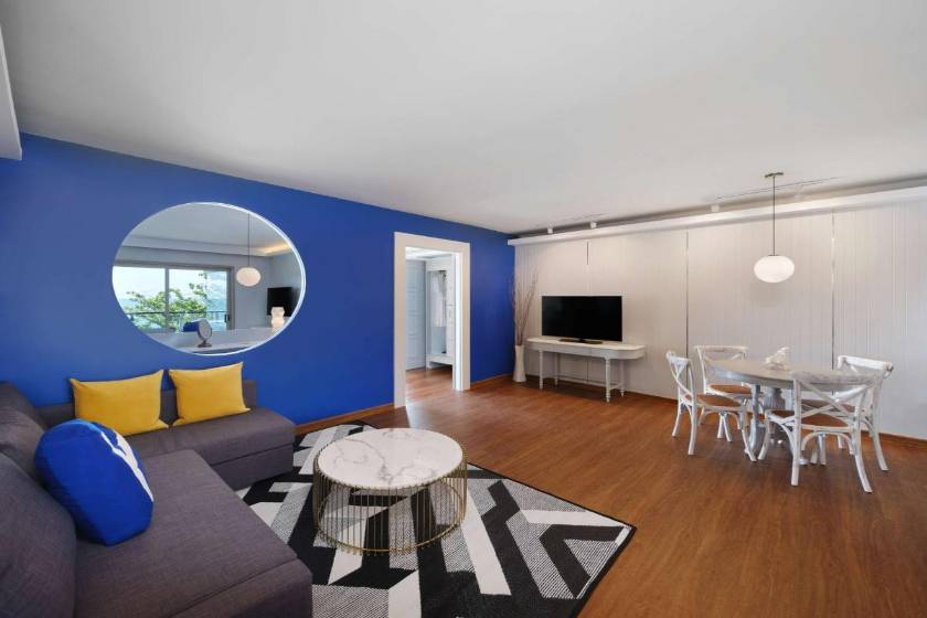 HOMM Bliss Southbeach Patong -  Deluxe Suite with Sea View