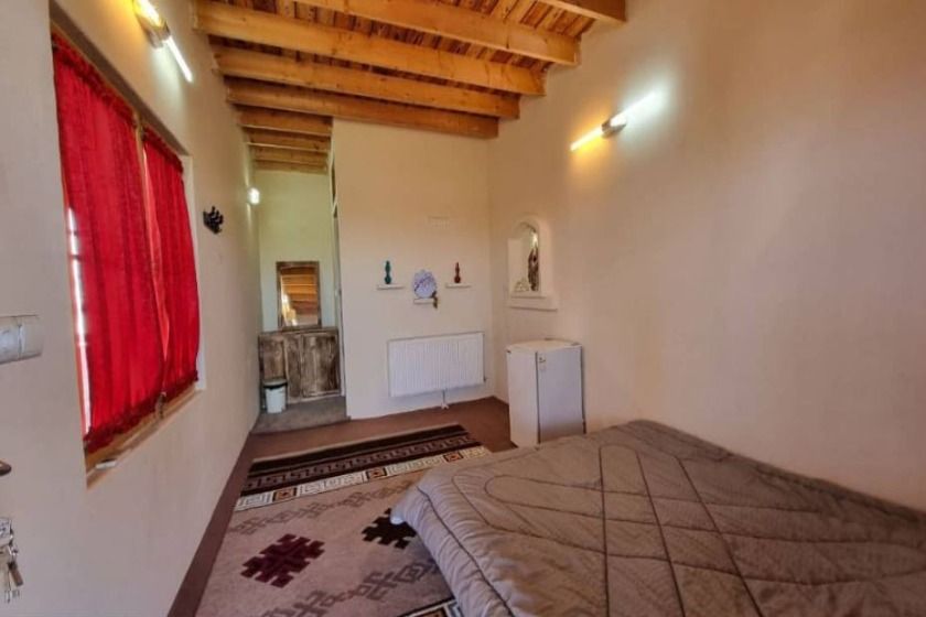 اقامتگاه بومگردی باغ ریحان لاهیجان - اتاق