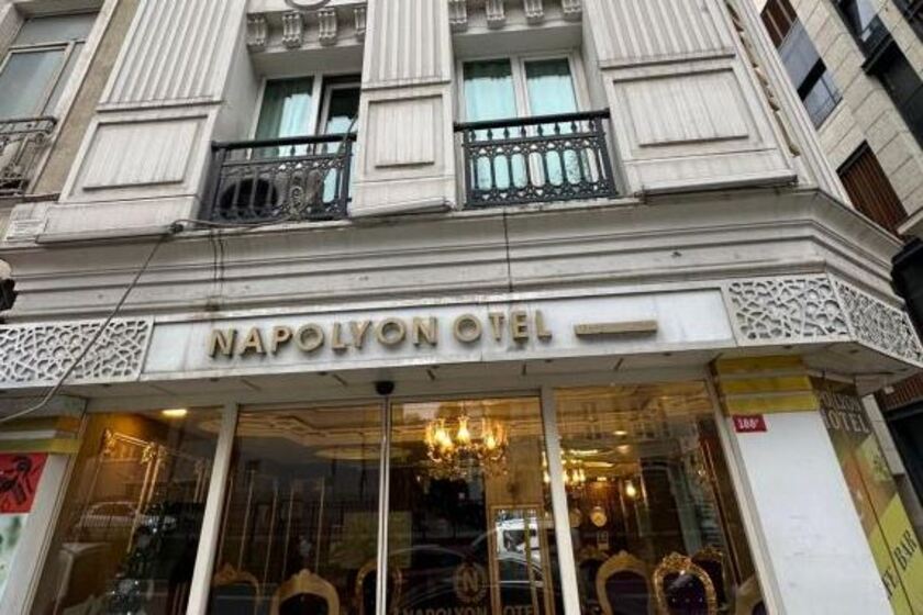 Napolyon Hotel istanbul - facade
