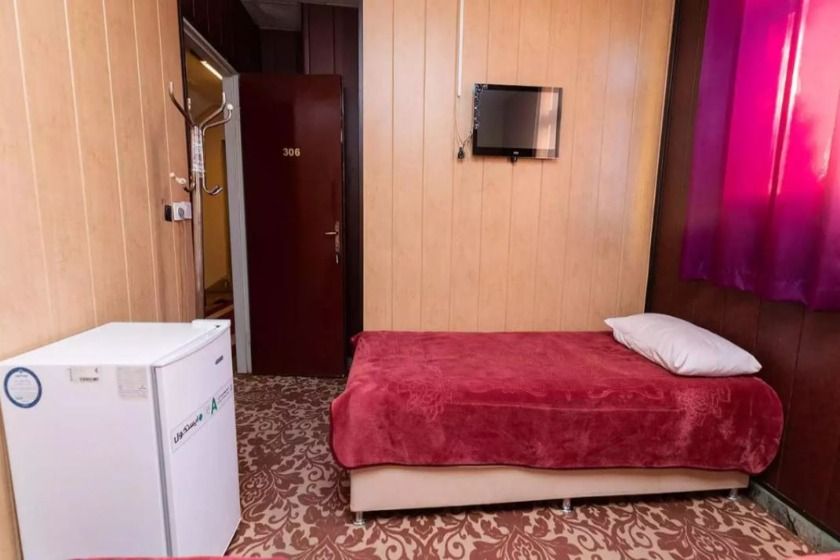 هتل پیروز تهران - اتاق