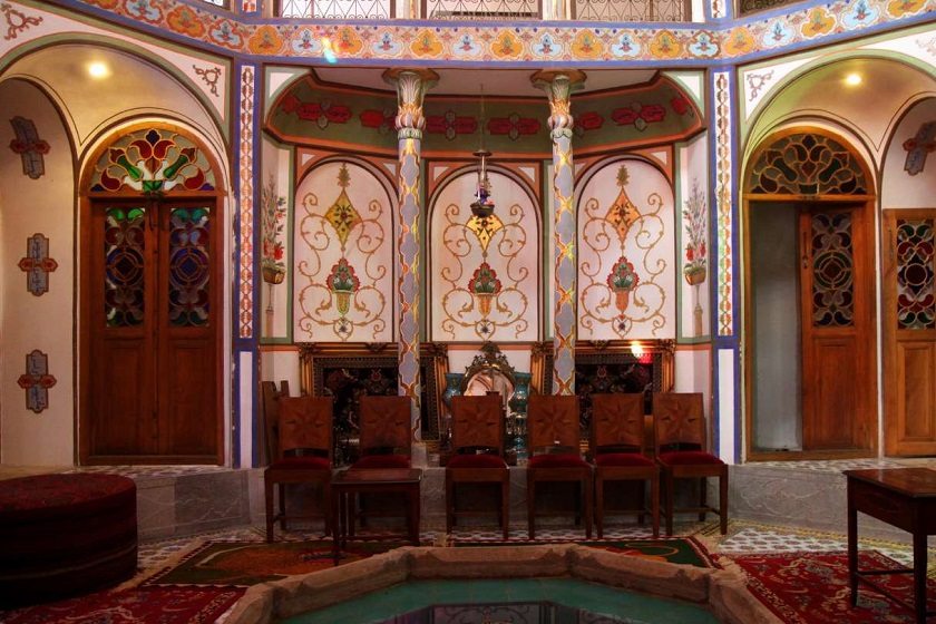 تهیه بسته‌ های حمایتی برای جبران خسارات و تداوم فعالیت تاسیسات گردشگری