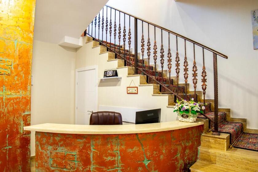 Irmisa Hotel Tbilisi - reception,