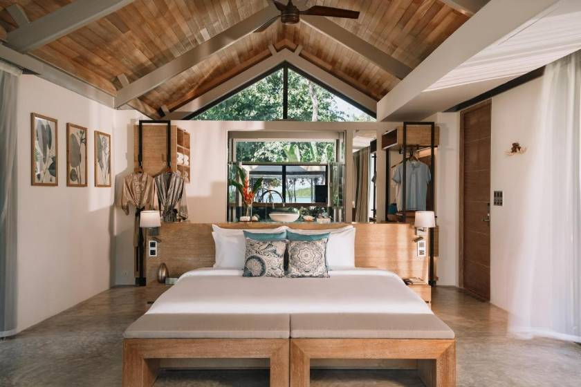 Island Escape Burasari - One-Bedroom Villa Pool Access with Schedule Boat Transfer