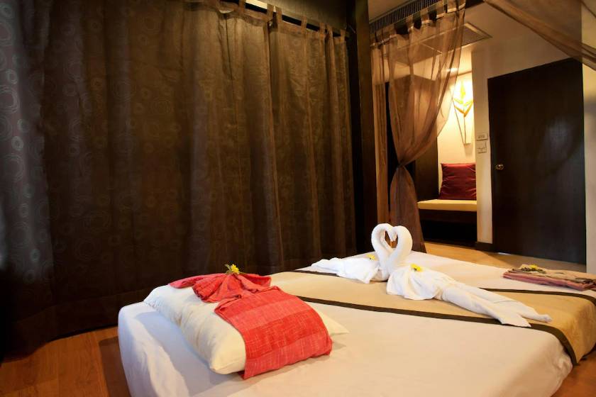 Woraburi Phuket Resort & Spa - SHA Plus - Double or Twin Room with Pool Access