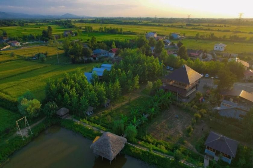 اقامتگاه بومگردی باغ ریحان لاهیجان - نما