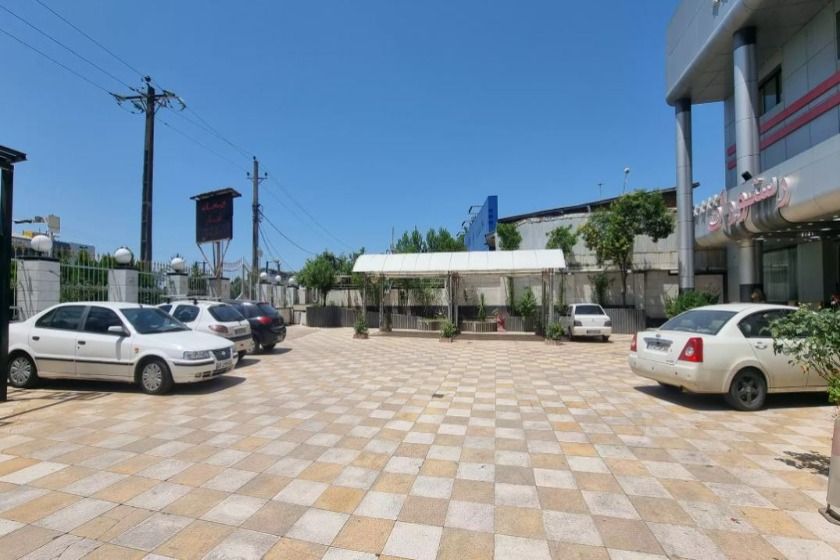 هتل دهدار لاهیجان - محوطه