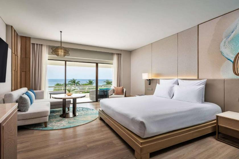 Pullman Phuket Karon Beach Resort - Junior King Suite with Sea View