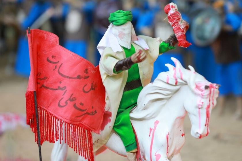 افتتاح نمایشگاه فرهنگی و هنری حماسه عاشورا در بافق