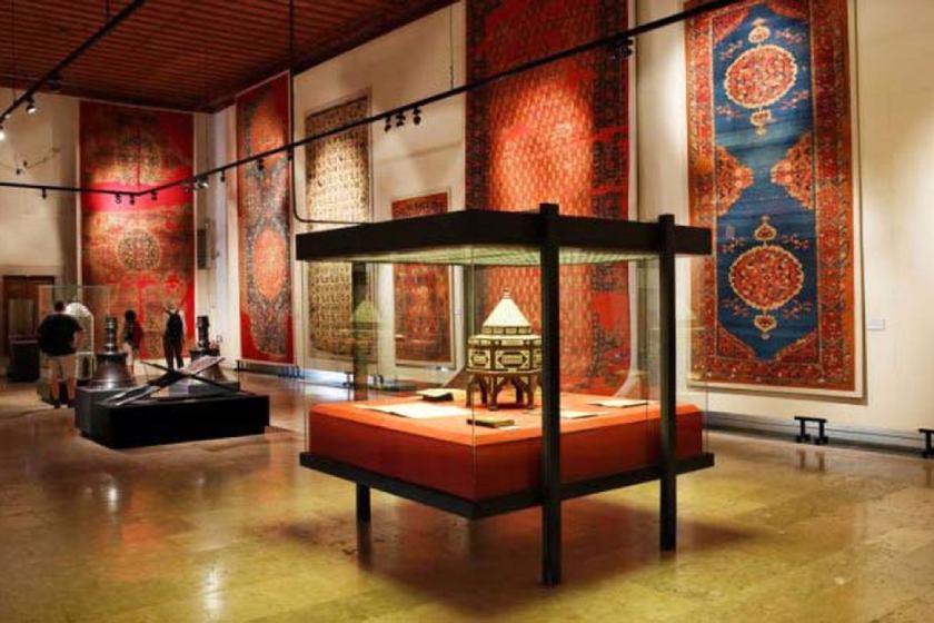 بازدید از موزهها و محوطههای تاریخی در روز ارتحال امام (ره) رایگان است