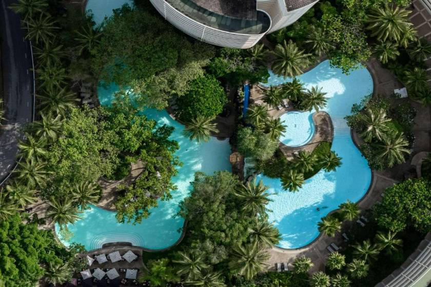 Pullman Phuket Karon Beach Resort - pool