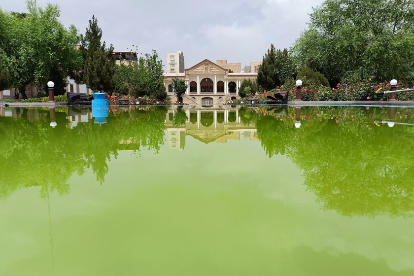 پارک مشروطه