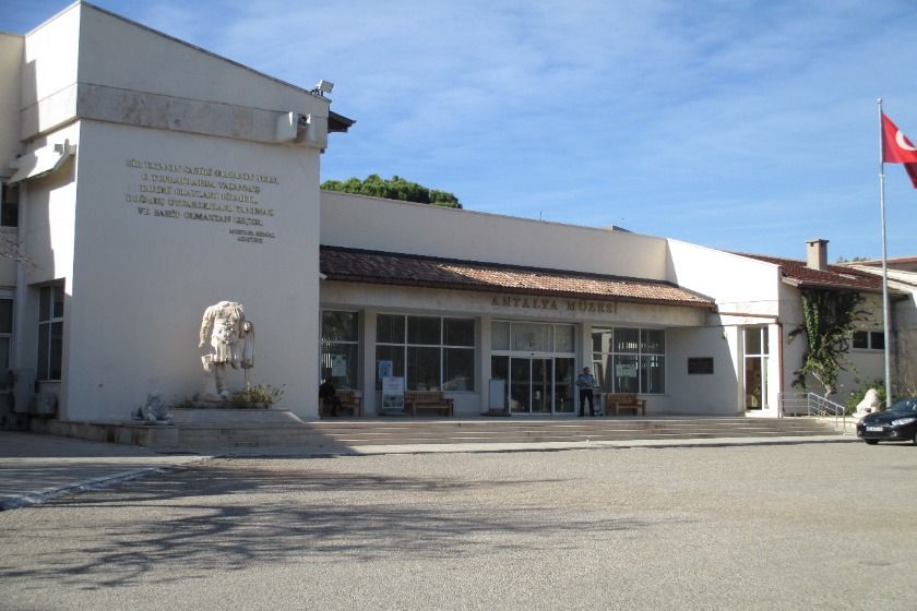 موزه باستان شناسی آنتالیا کجاست؟