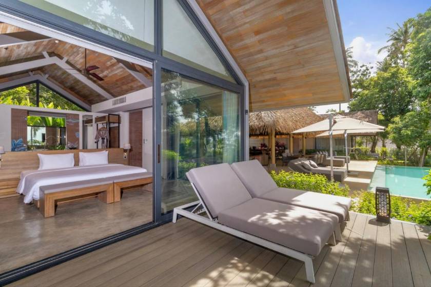 Island Escape Burasari - Two-Bedroom Oceanview Pool Villa with Schedule Boat Transfer