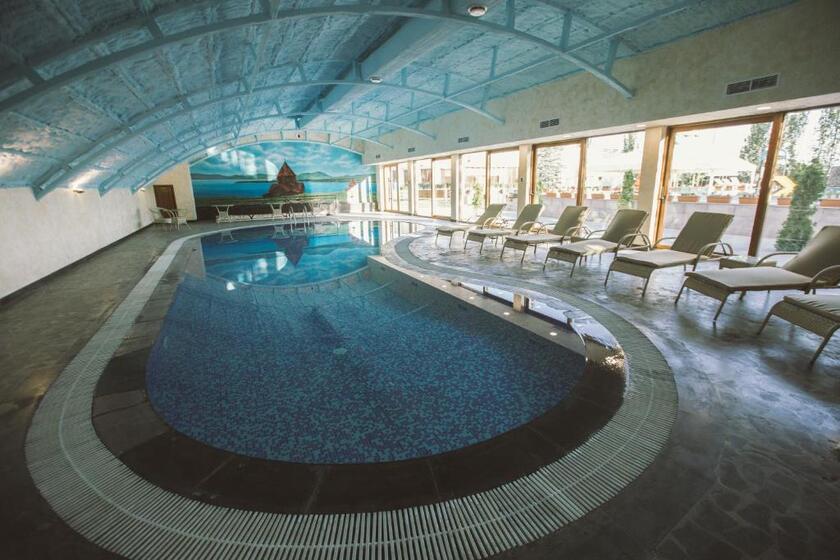 Caucasus Hotel Yerevan - pool