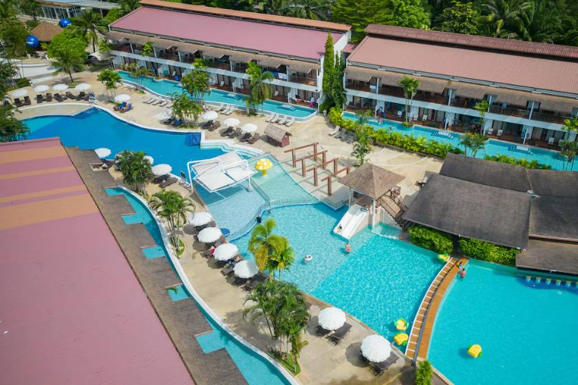 Arinara Beach Resort Phuket - SHA Extra Plus - pool