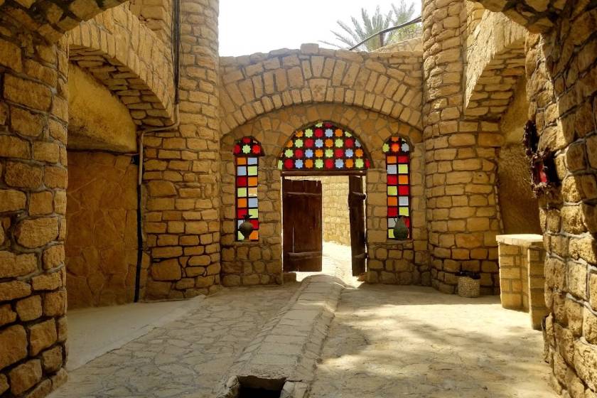 علت نام‌گذاری شهر کاریز کیش