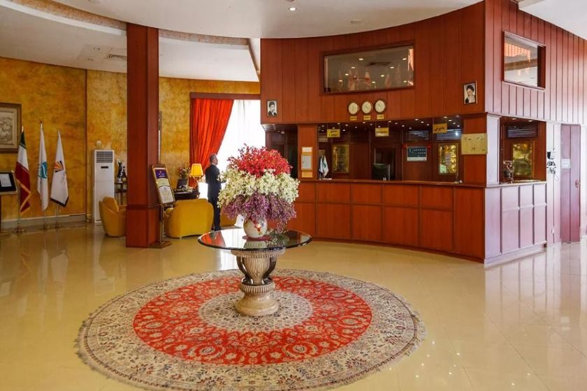 هتل گراند کیش - پذیرش