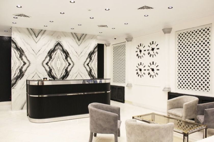 هتل کارون تهران - پدیرش