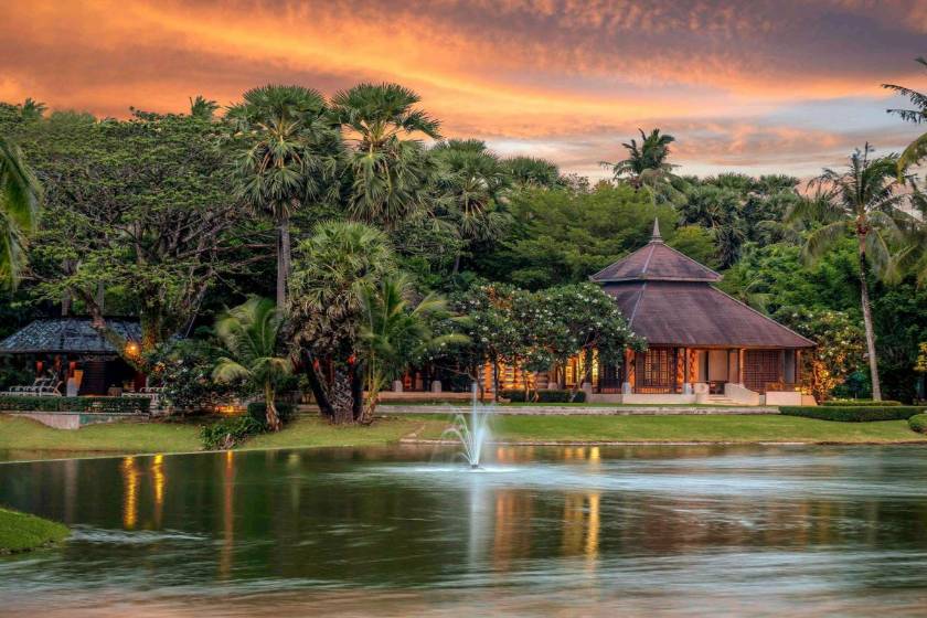 Pullman Phuket Karon Beach Resort - facade