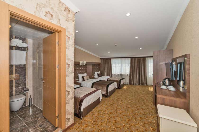 Montagna Hera Hotel Taksim Istanbul - Triple Room with Balcony