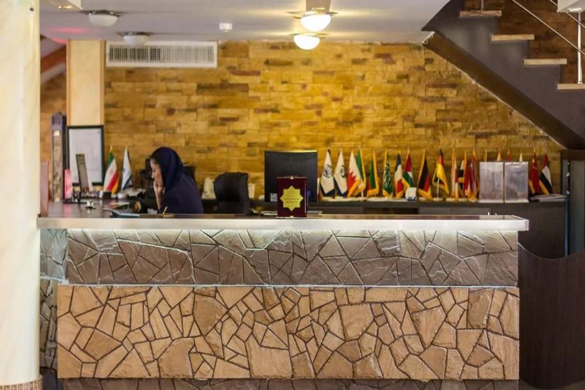 هتل جهانگردی میگون تهران - پذیرش