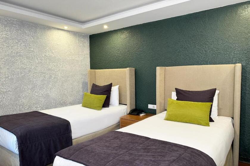 Carlton Hotel Old City istanbul - room