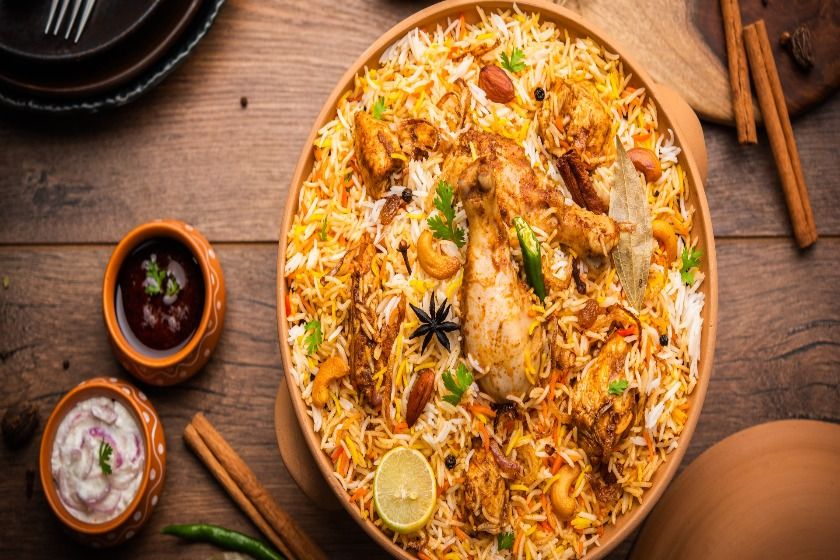 بریانی مرغ عمانی 