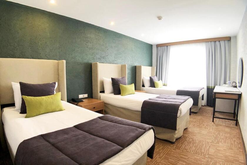Carlton Hotel Old City istanbul - room