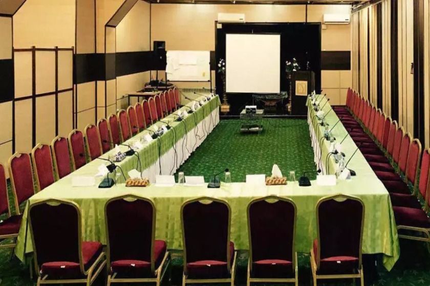 هتل ورزش تهران - اتاق جلسه