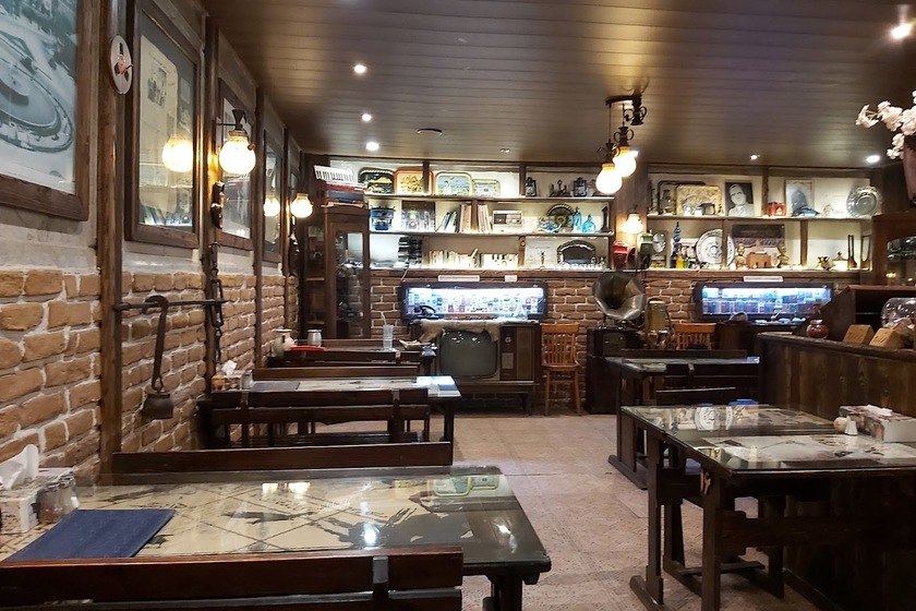 رستوران سنتی هزاردستان
