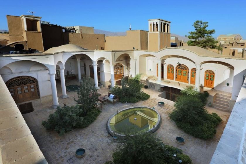 اقامتگاه سنتی خانه مرشدی کاشان - نما