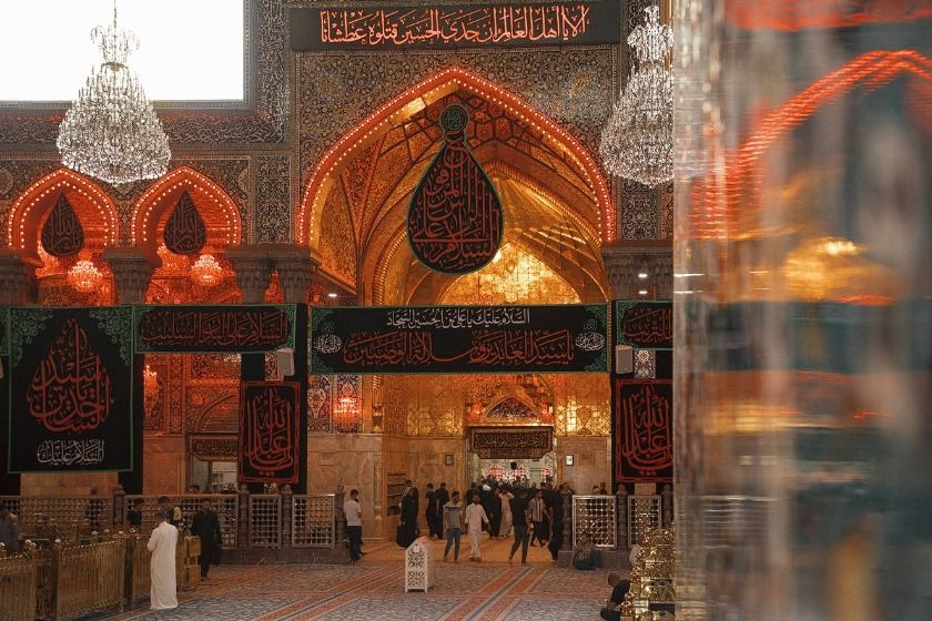 ورودی حرم امام حسین. منبع عکس: گوگل مپ. عکاس: نامشخص