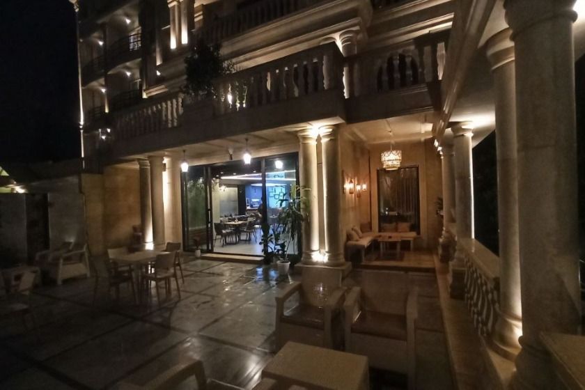 هتل یلوه رودسر - محوطه