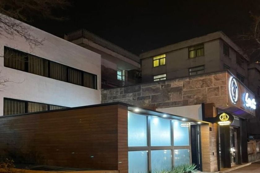 مهمانپذیر شیرون تهران - نما