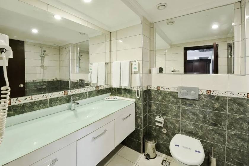 Anadolu Hotels Esenboga Thermal Ankara - Triple Room