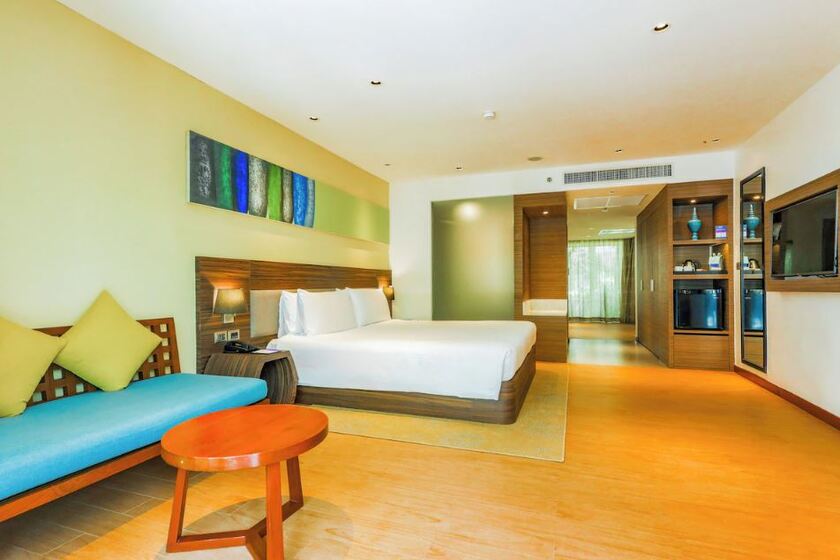 Holiday Inn Resort Phuket Karon Beach, an IHG Hotel phuket - One-Bedroom Suite