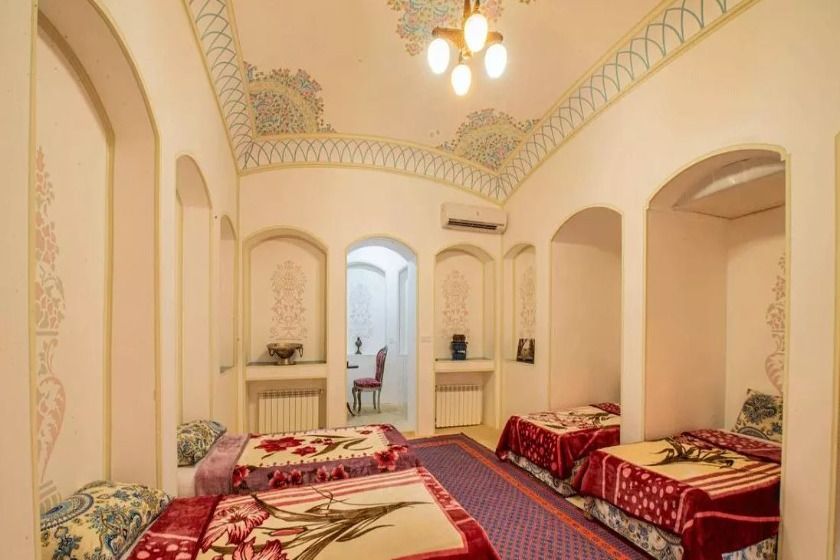 اقامتگاه سنتی امیر السلطنه کاشان - اتاق