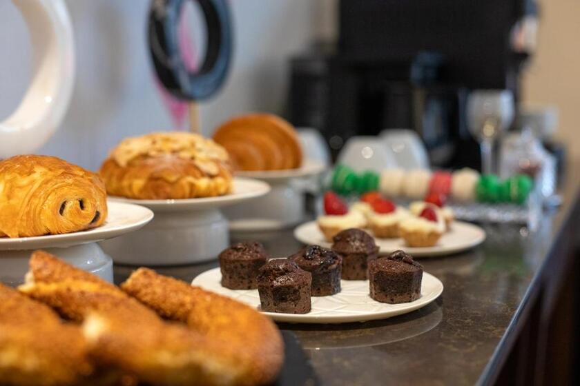 Ess Hotel Istanbul - breakfast