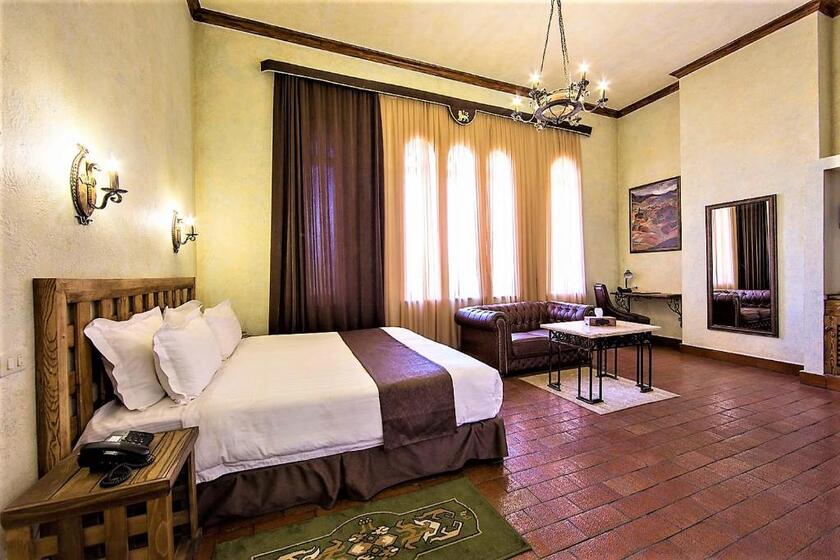 Caucasus Hotel Yerevan - room