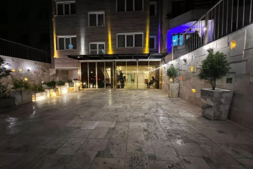 هتل ایریانو تهران - محوطه