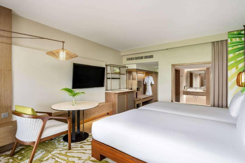 Pullman Phuket Karon Beach Resort - Superior Twin Room with Sea View