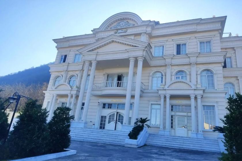 هتل بزرگ ملک (ناسیونال) لاهیجان - نما