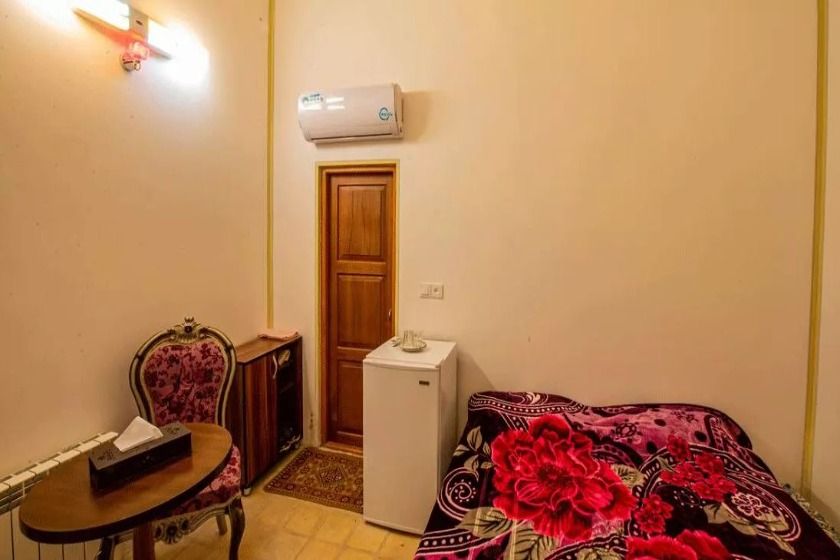 اقامتگاه سنتی امیر السلطنه کاشان - اتاق