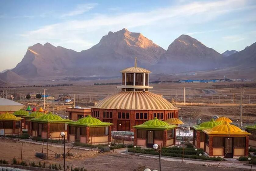 مجتمع گردشگری خورشید اردهال کاشان - محوطه