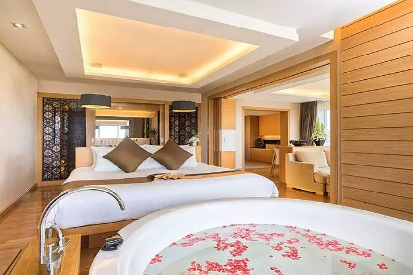 Novotel Phuket Kata Avista Resort and Spa - Family King Suite with Sea View and Balcony